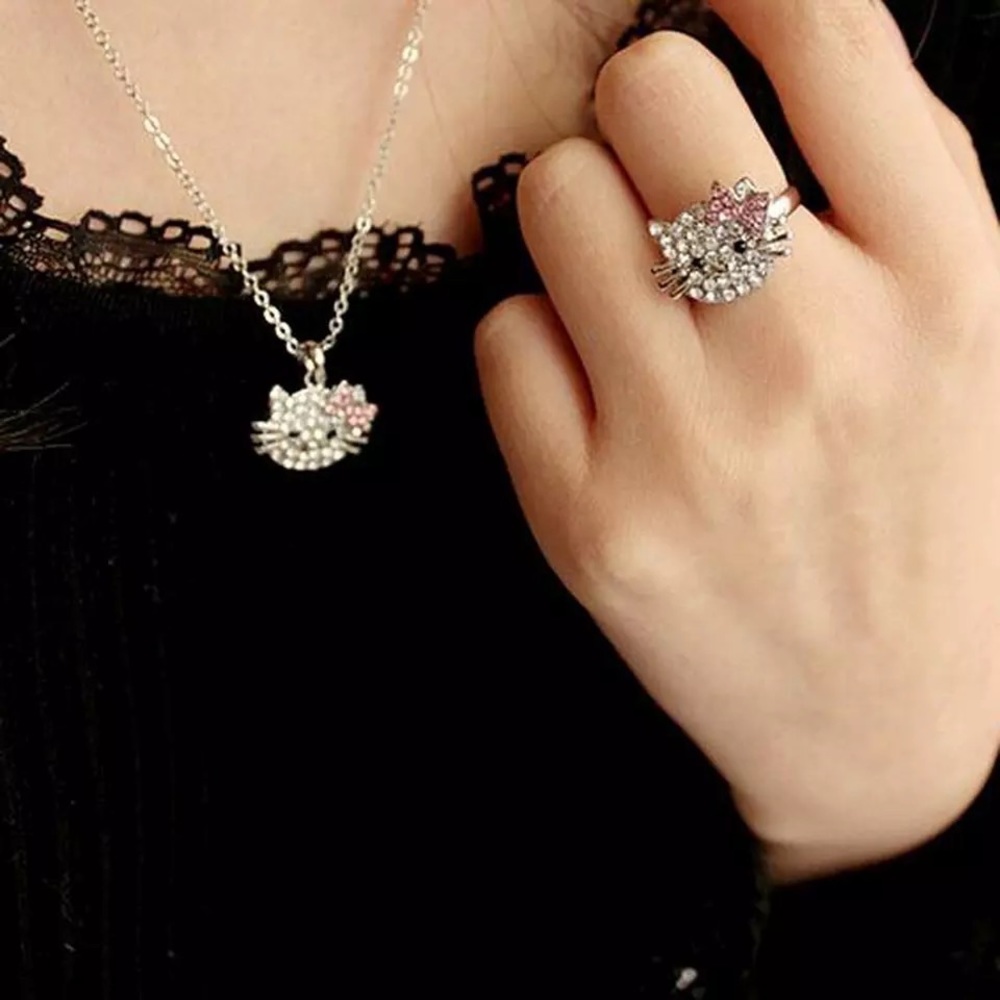 Girls Pink Rhinestone Hello Kitty Set - Picture 2 of 2